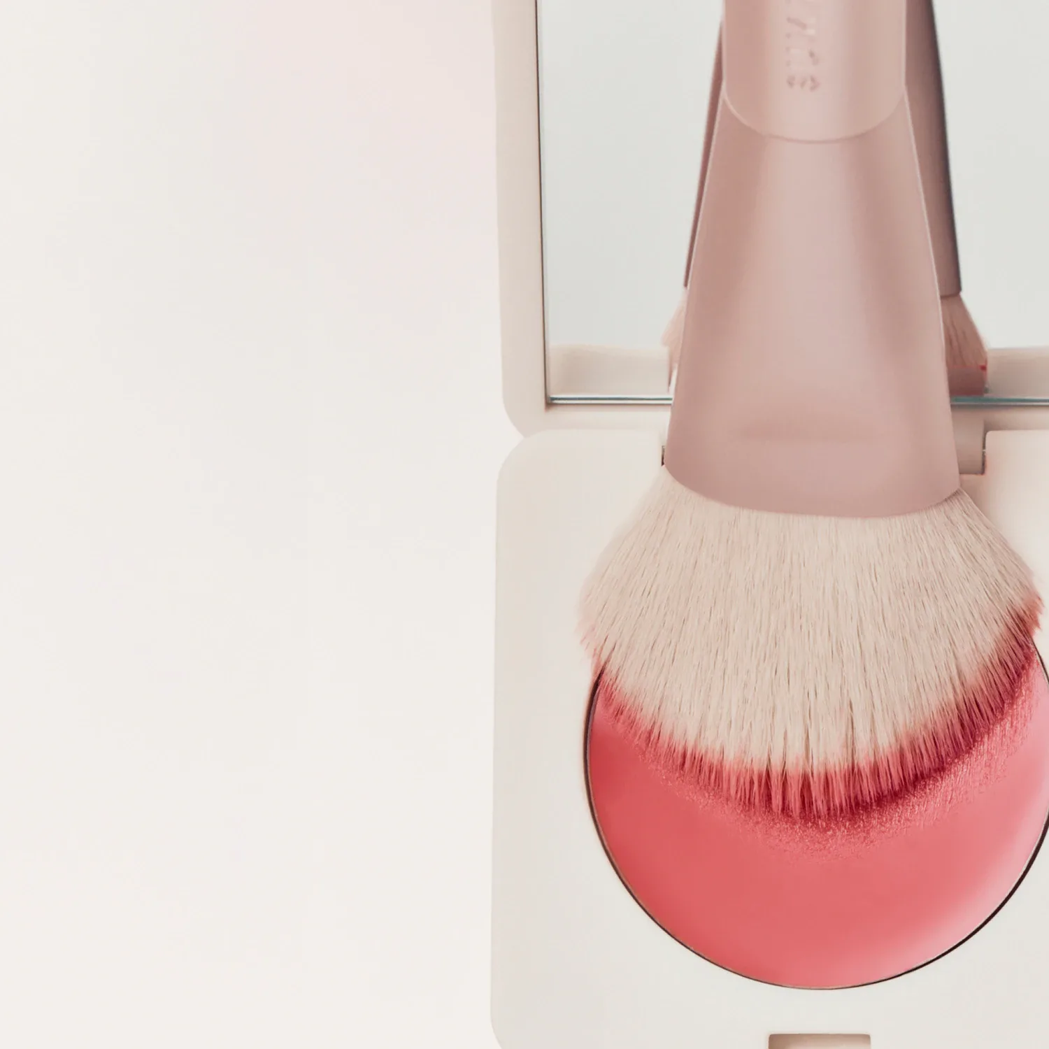 the blush brush - allık fırçası