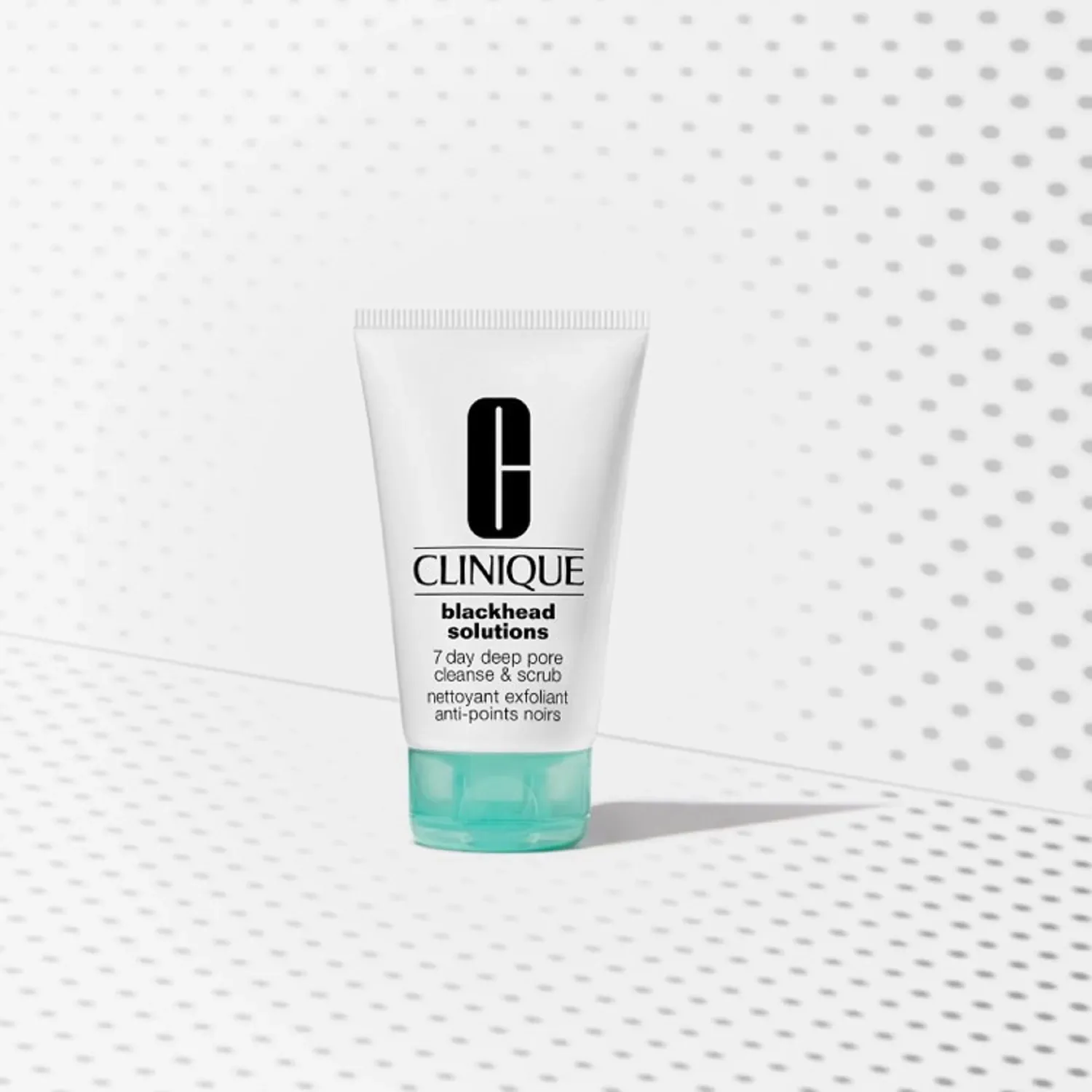 blackhead solutions 7 day scrub & gözenek temi̇zleyi̇ci̇