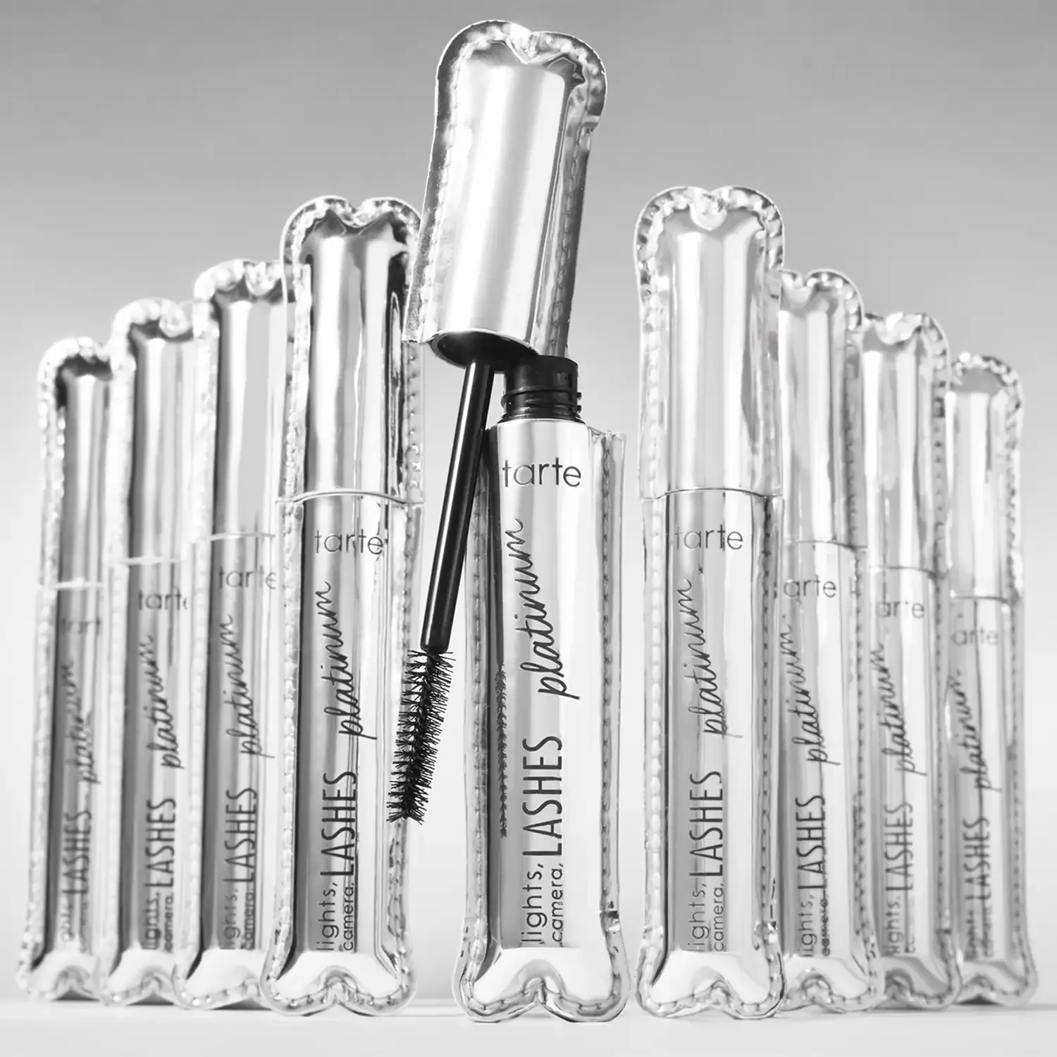 lights, camera, lashes™ platinum mascara - maskara