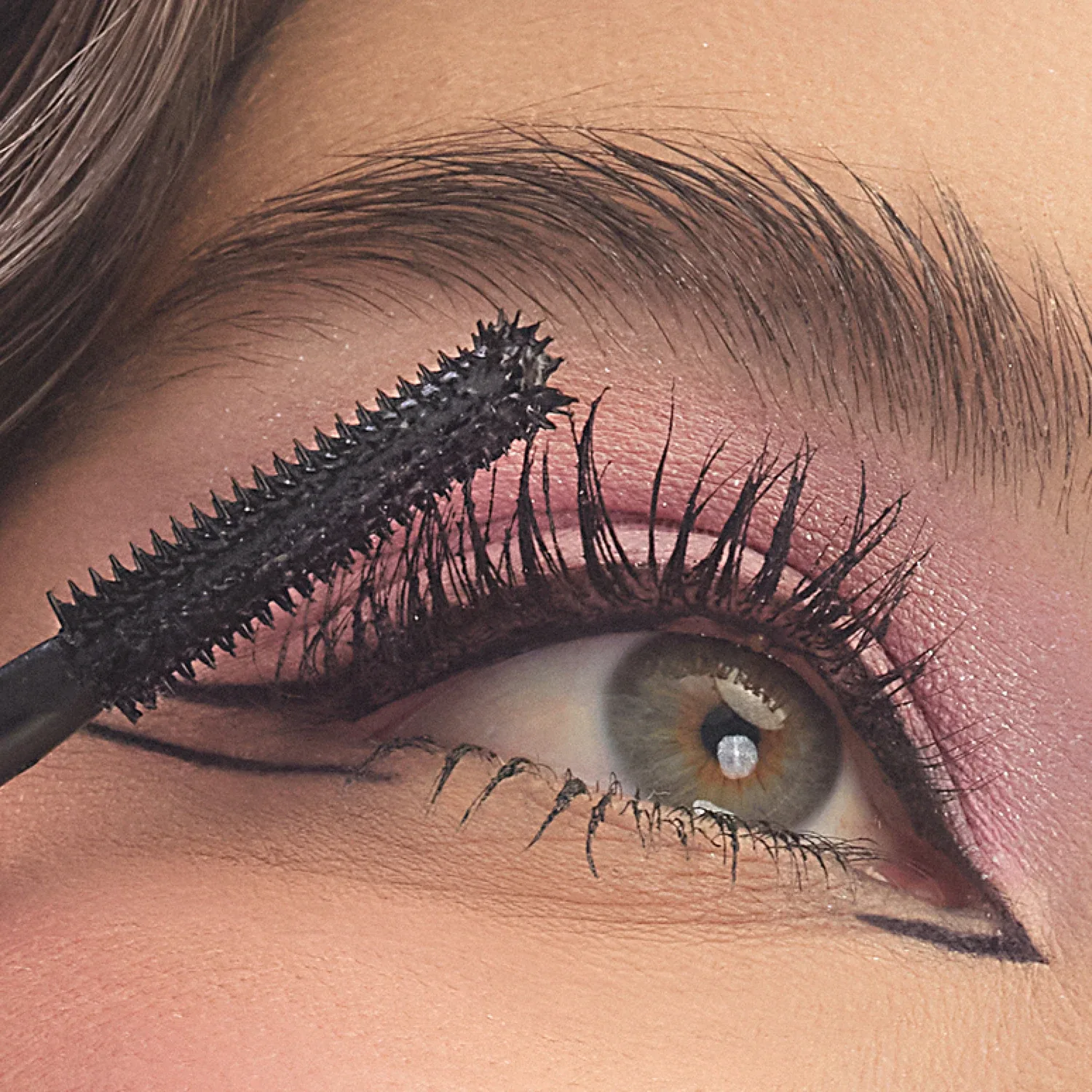 ribbon wrapped lash - tubing maskara