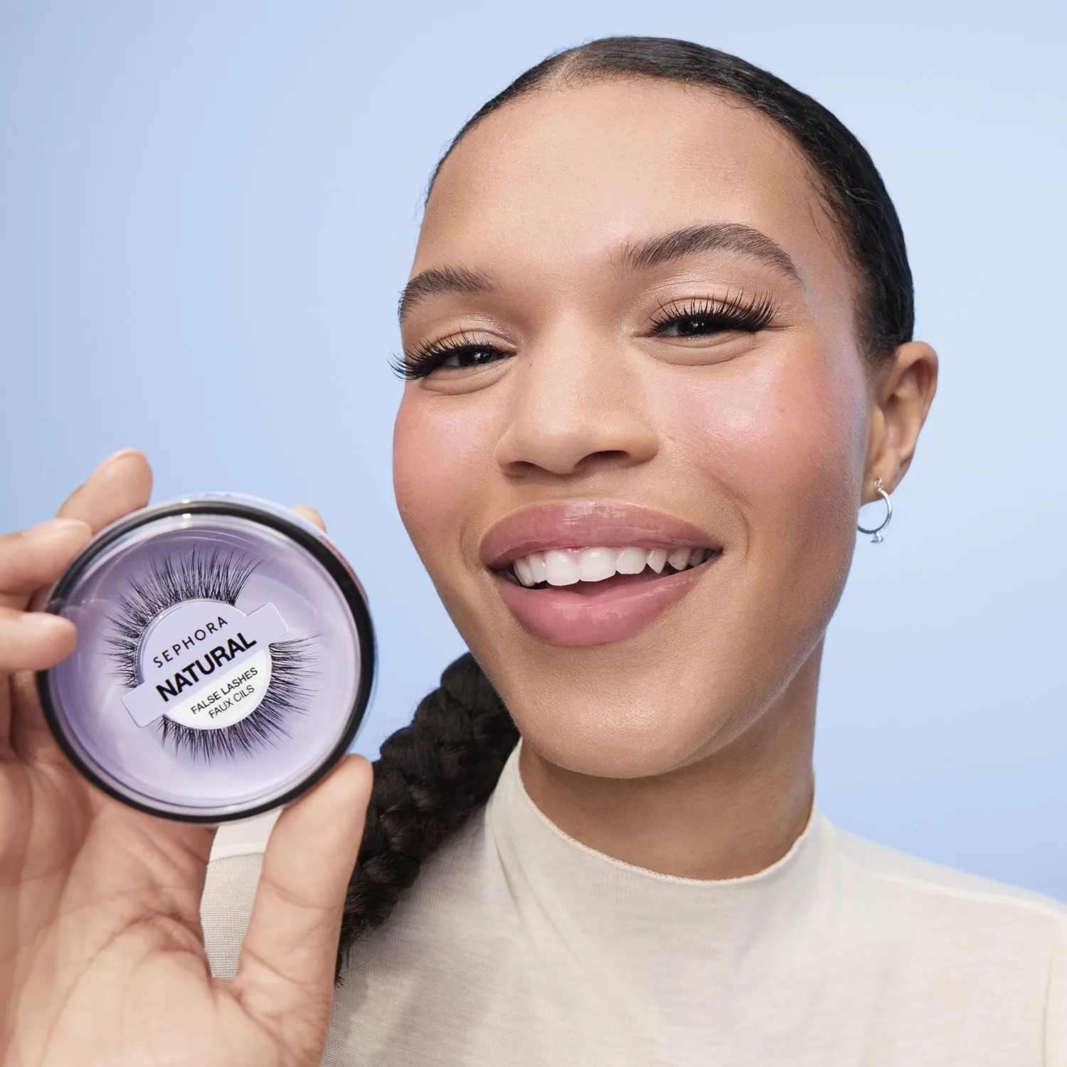 essential false lashes - vazgeçilmez takma kirpikler