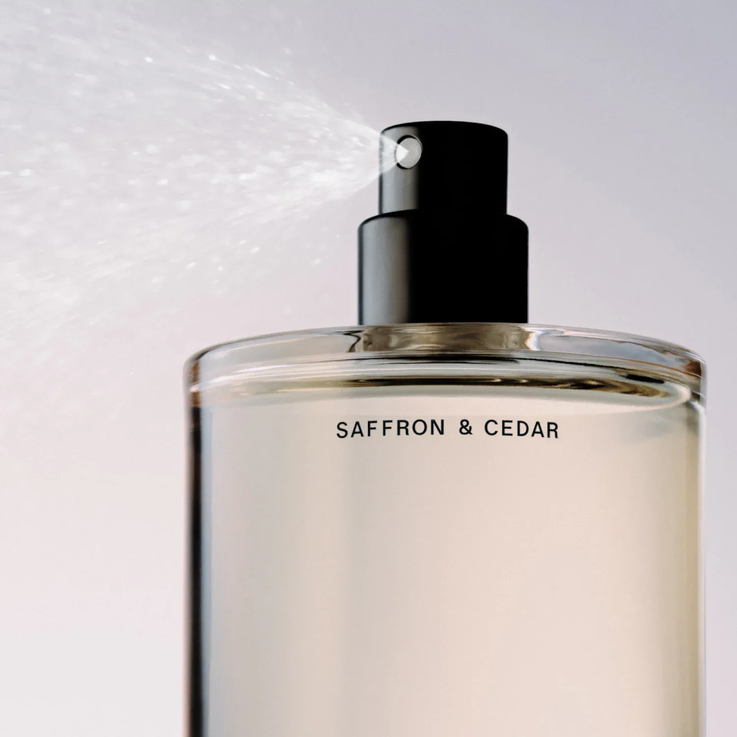 body mist - safran ve sedir kokulu vücut spreyi